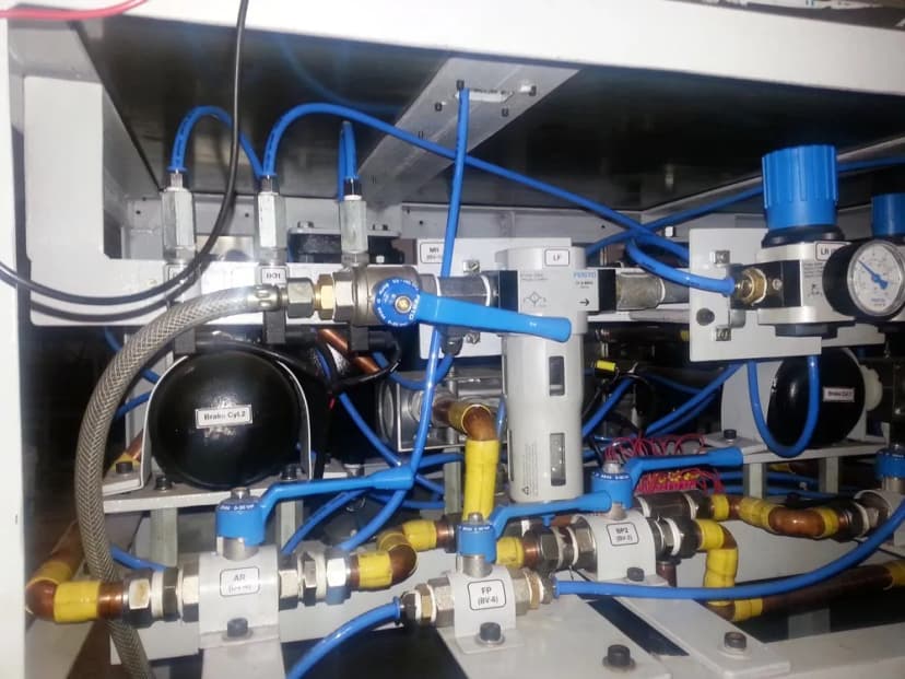 DV Test Rig — internal pneumatic manifold